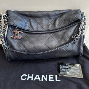 Chanel Ultimate Soft Hobo Quilted Leather Medium